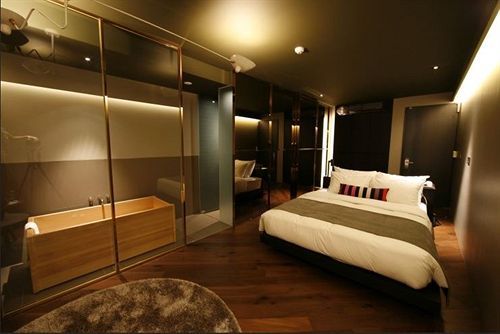Js The Classic Hotel Osan Экстерьер фото