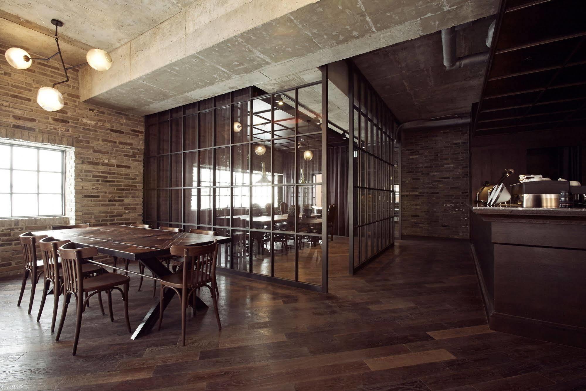 Js The Classic Hotel Osan Экстерьер фото